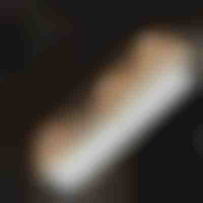 Lampă LED inteligentă cu senzor de mișcare pentru siguranță | LUMICOM